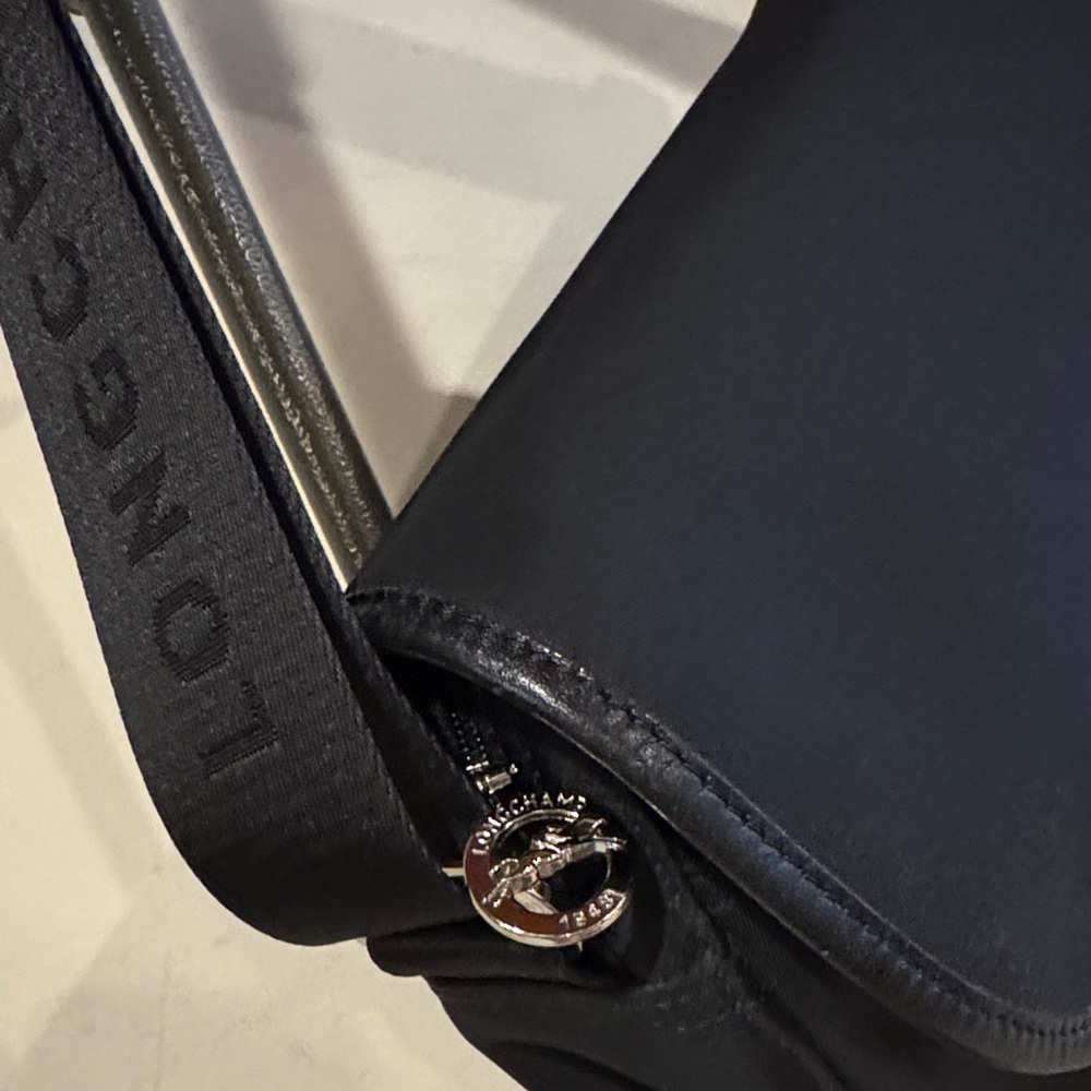 LONGCHAMP Le Pliage Black Messenger Bag - Picture 7 of 8